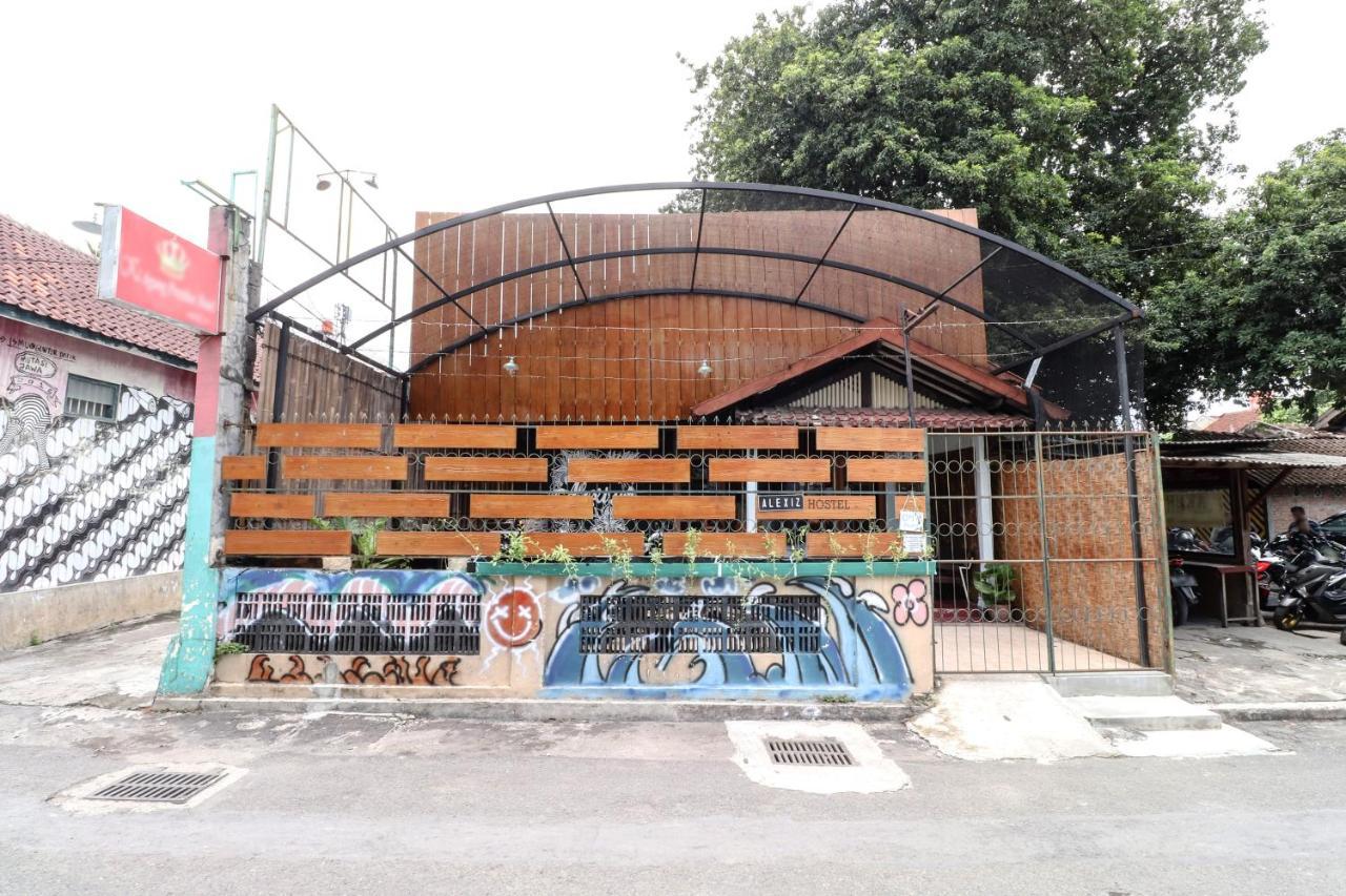 Alexiz Hostel Yogyakarta Ngoại thất bức ảnh