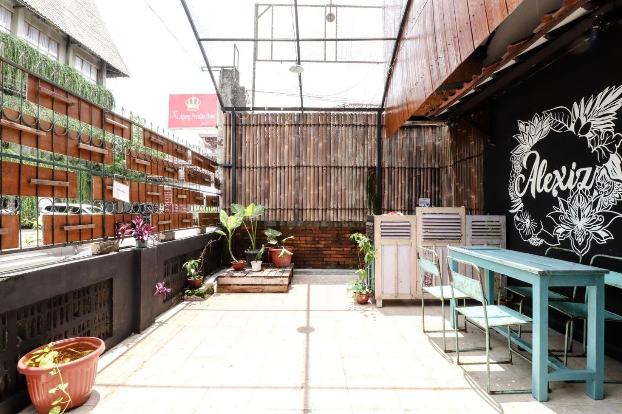 Alexiz Hostel Yogyakarta Ngoại thất bức ảnh